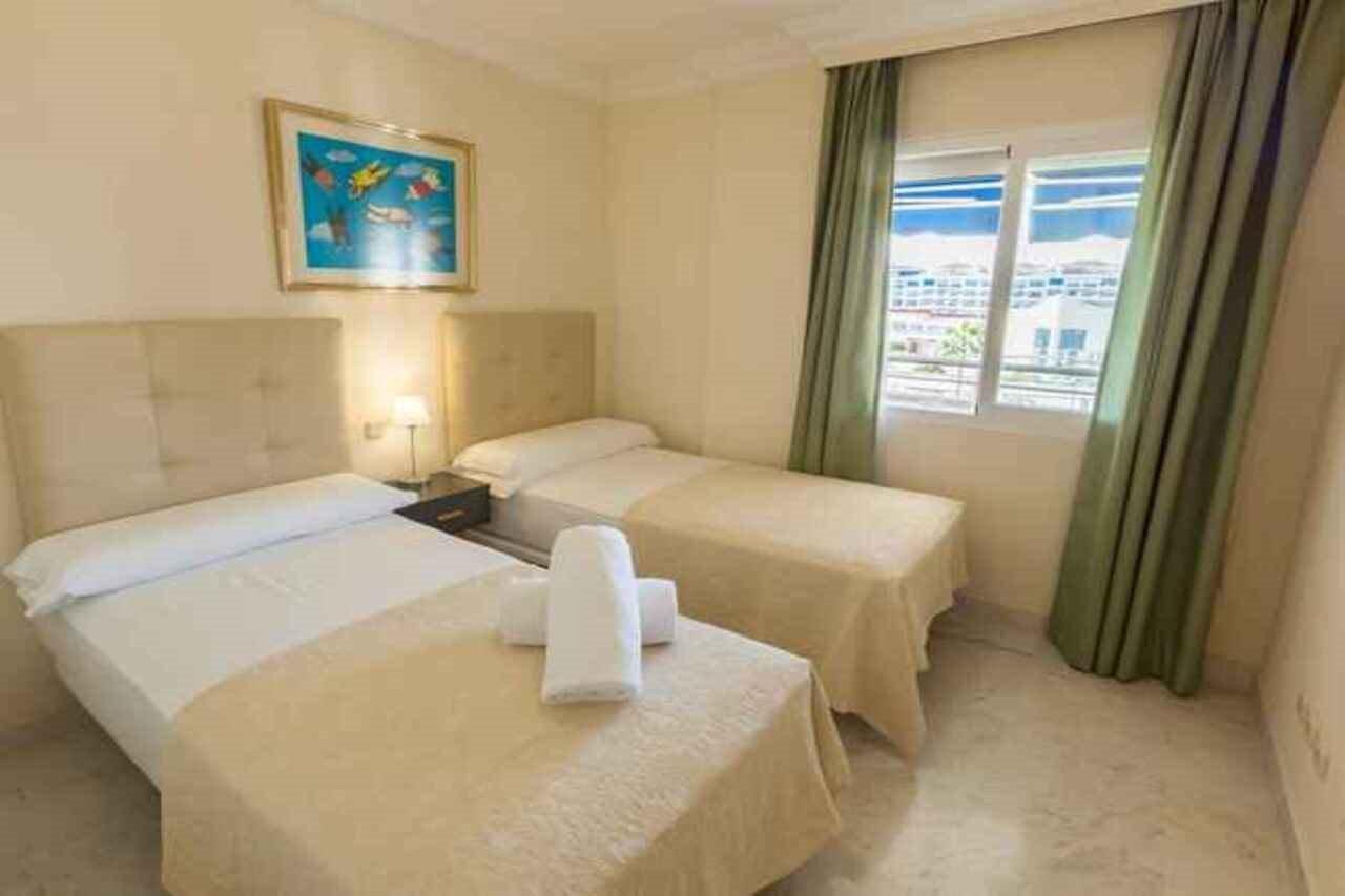 Marina De Banus Apartment Marbella Dış mekan fotoğraf